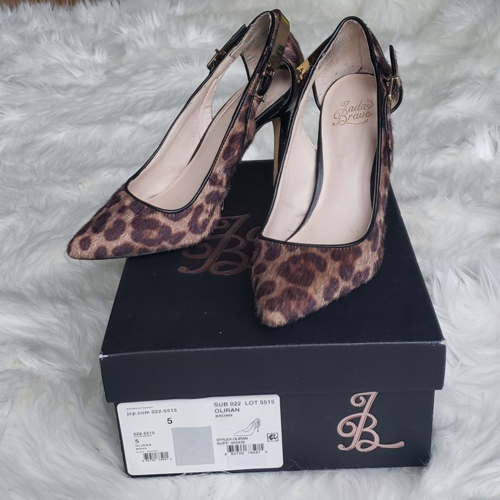 SOLD Leopard pony hair pumps
